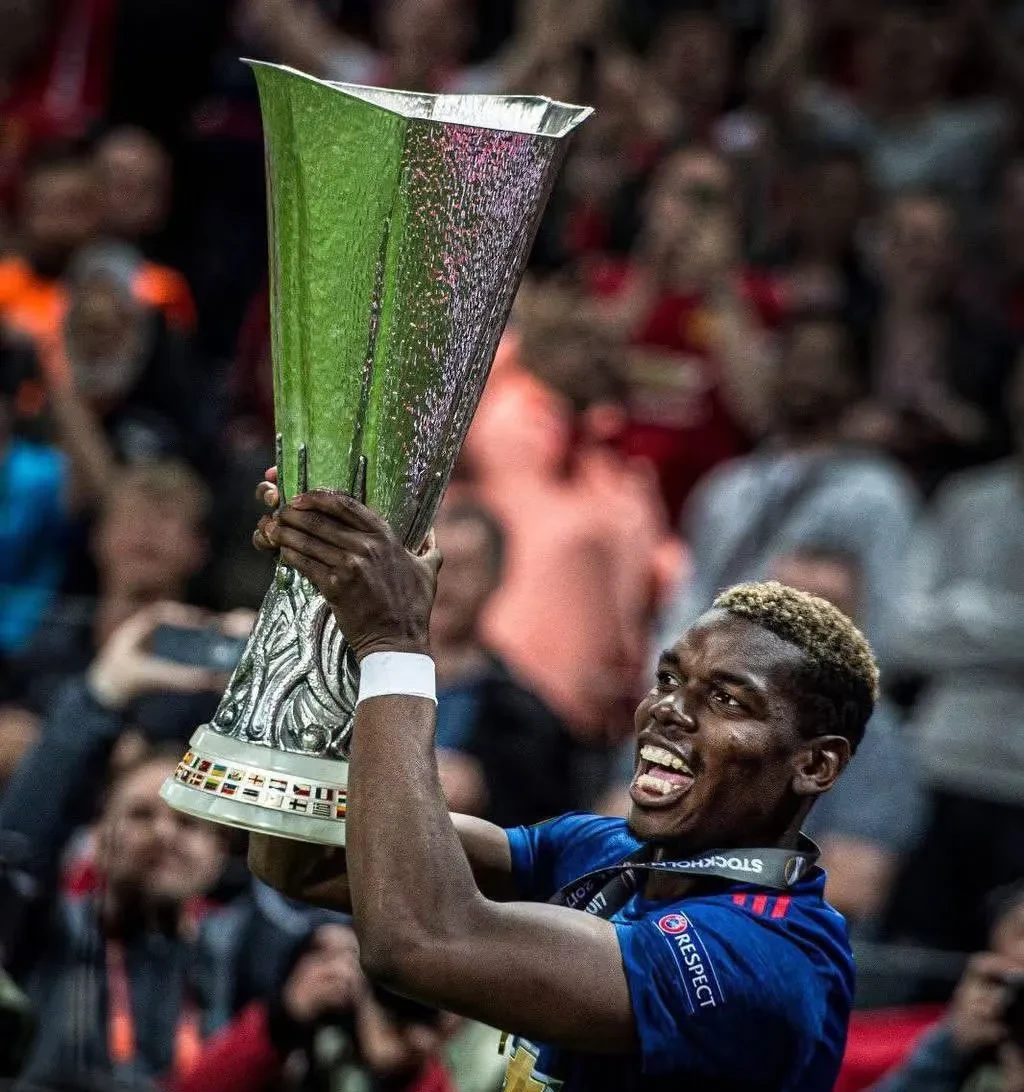 包含多特蒙德血洗巴黎，博格巴惊艳世界的词条