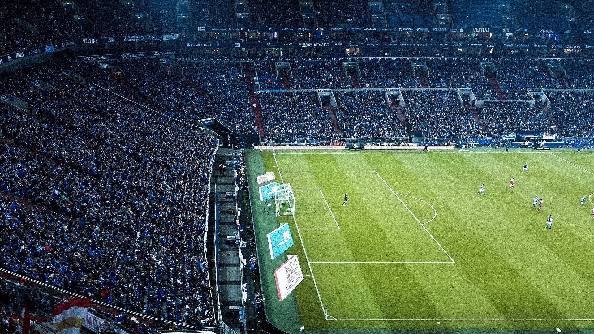 冰与火的对决,米切尔关键节点连斩开拓者,绿军铁壁难破敌阵封锁