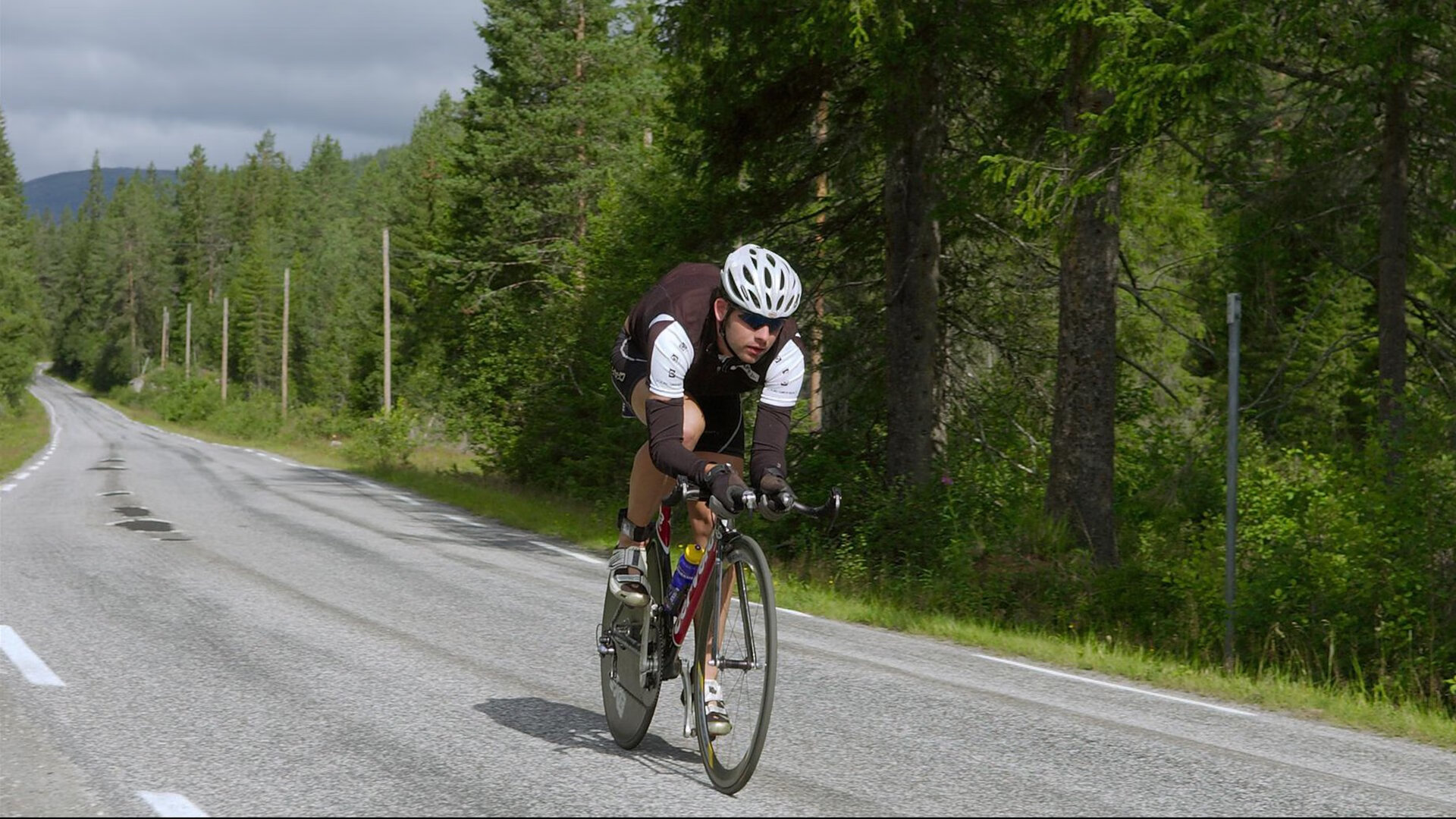 欧冠淘汰赛之夜，萨内表现堪称教科书