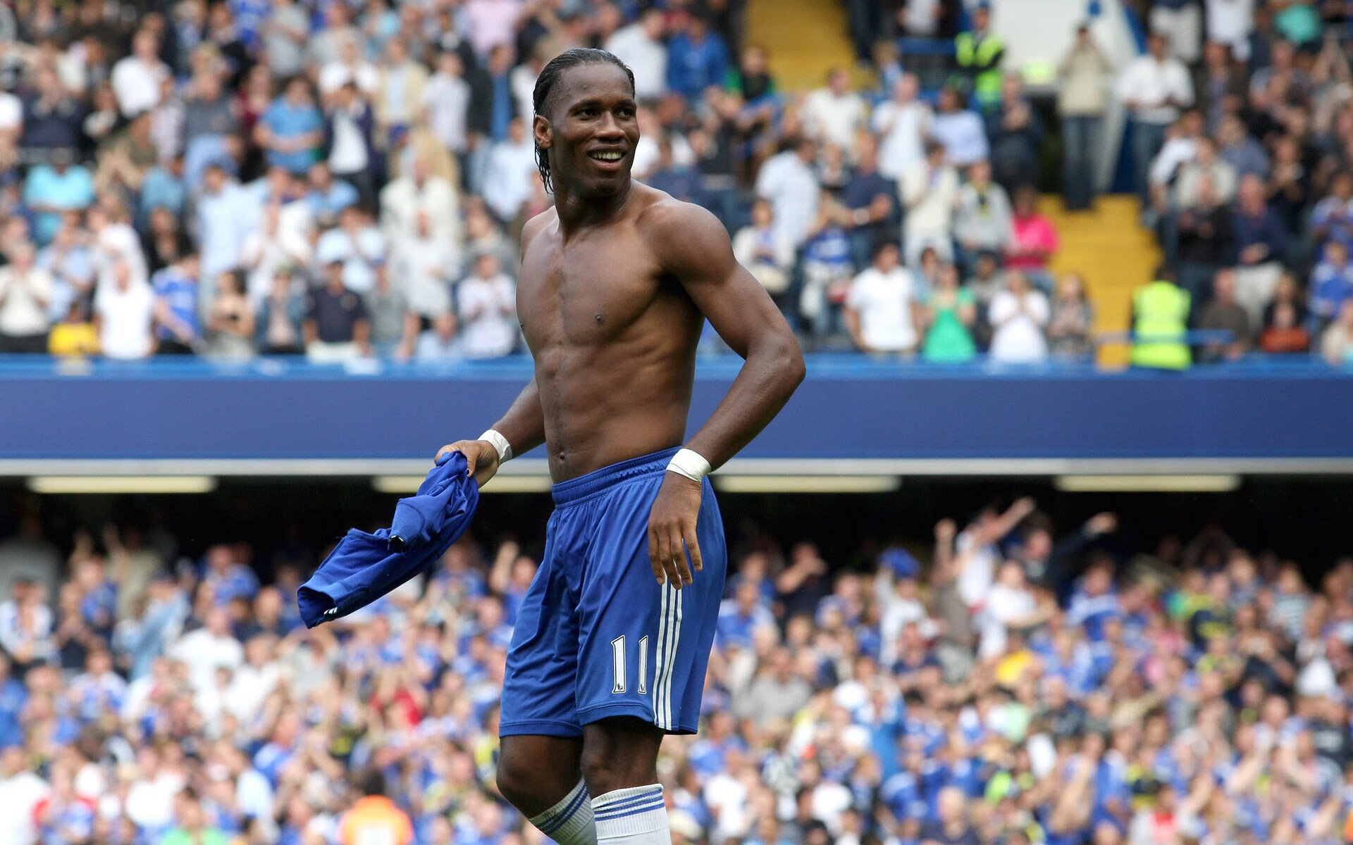 欧冠烽火，本泽马独舞乌克兰，多特蒙德鏖战见证传奇